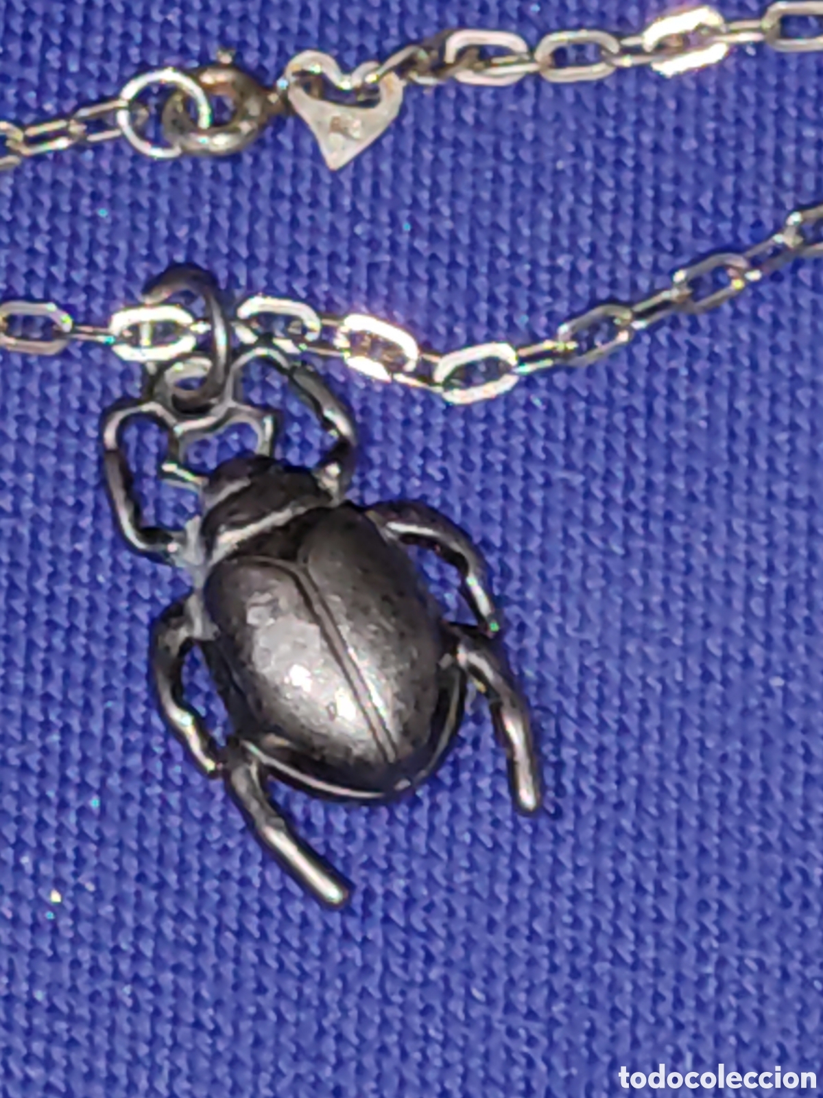 Joyeria: Colgante escarabajo con cadena.A&ntilde;is 70.