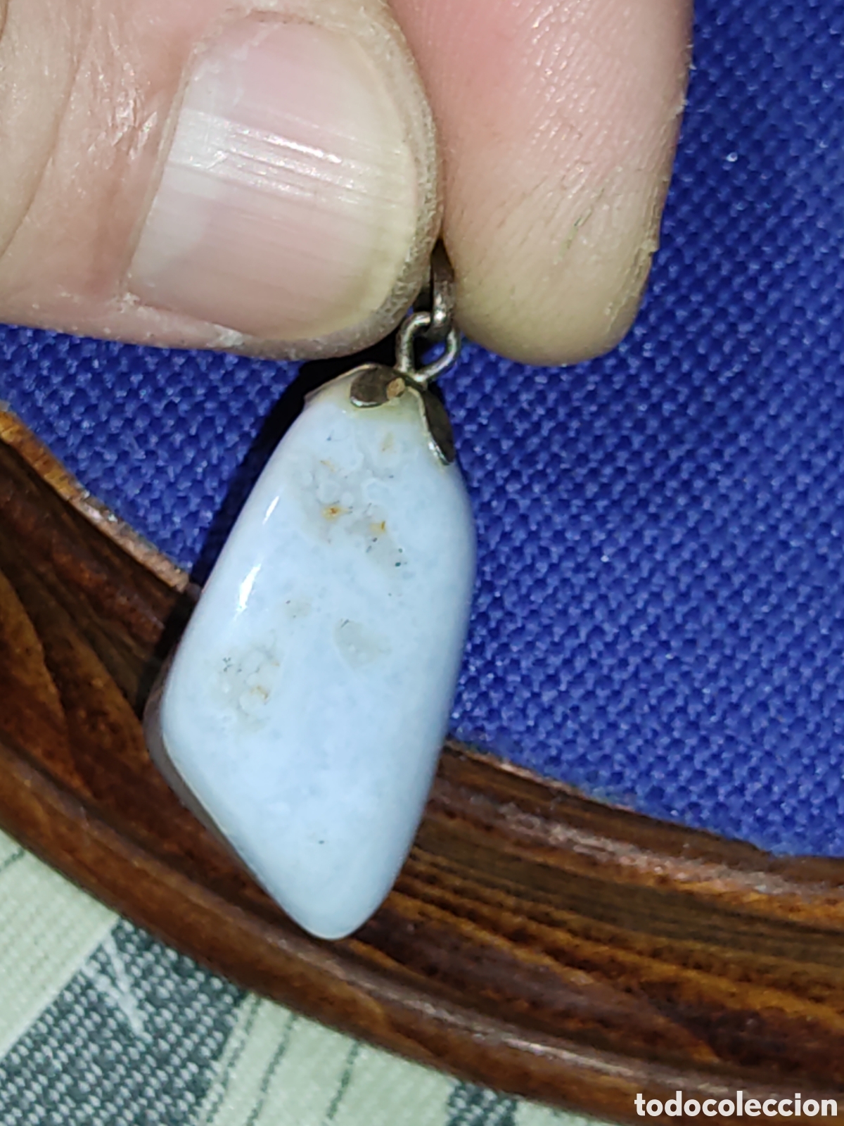 Joyeria: Colgante &aacute;gata blanca con engarce de plata.Vintage.