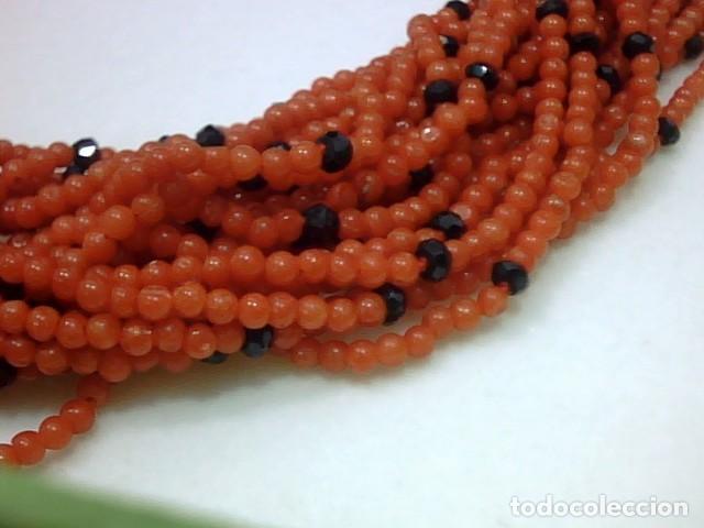 Joyeria: gargantilla coral y oro 18 kts - Foto 4