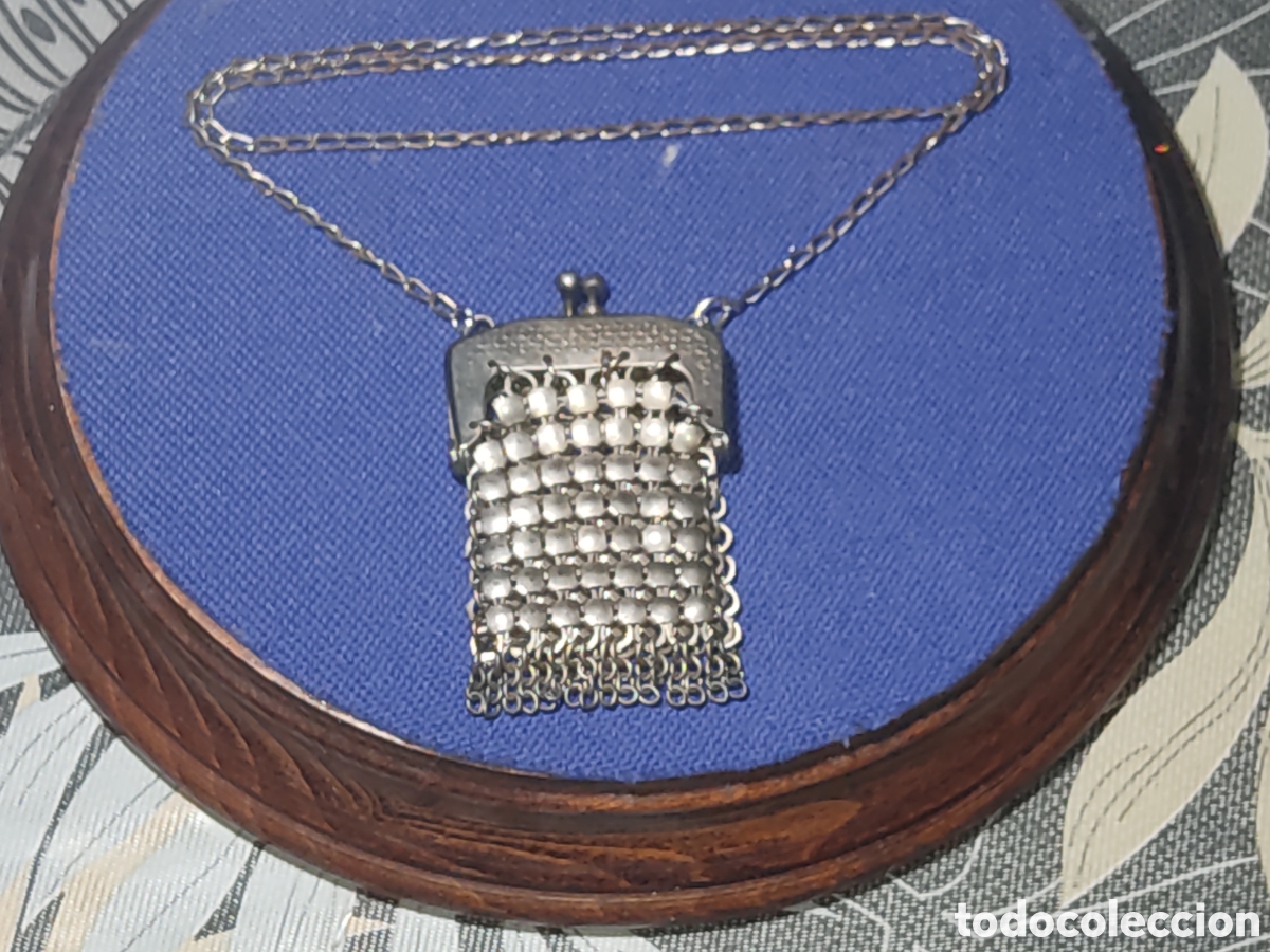 Joyeria: Antiguo bolsito colgante pastillero