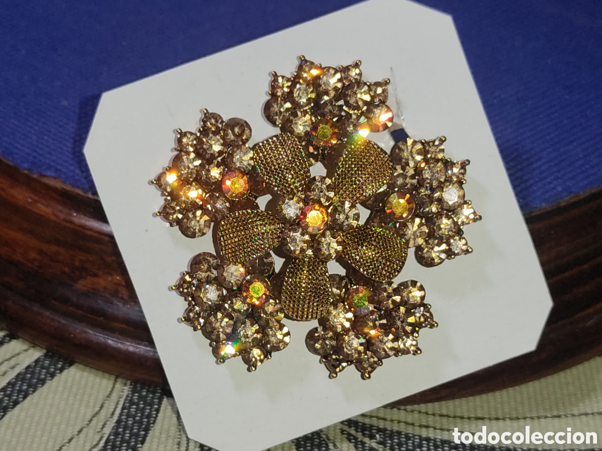 Joyeria: Broche Flor con cristal facetado de destellos.Retro & Vintage.