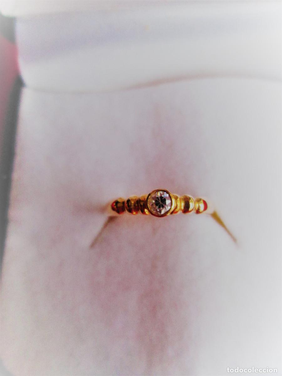 Jewelry: ANILLO DE ORO DE 18 KLTS. INFANTIL O PARA COLGAR DE CADENA - CON CIRCONITA INCRUSTADA - SIN ESTRENAR