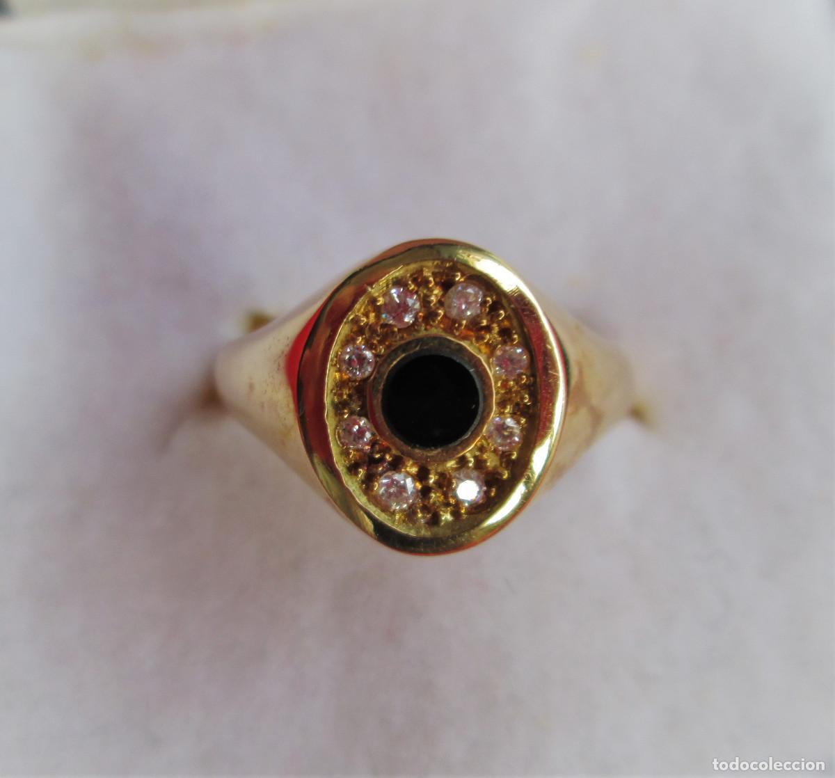 Schmuck: ANILLO DE ORO DE 18 KLTS. CON CIRCONITA Y PIEDRA SEMIPRECIOSA NEGRA - SIN ESTRENAR -