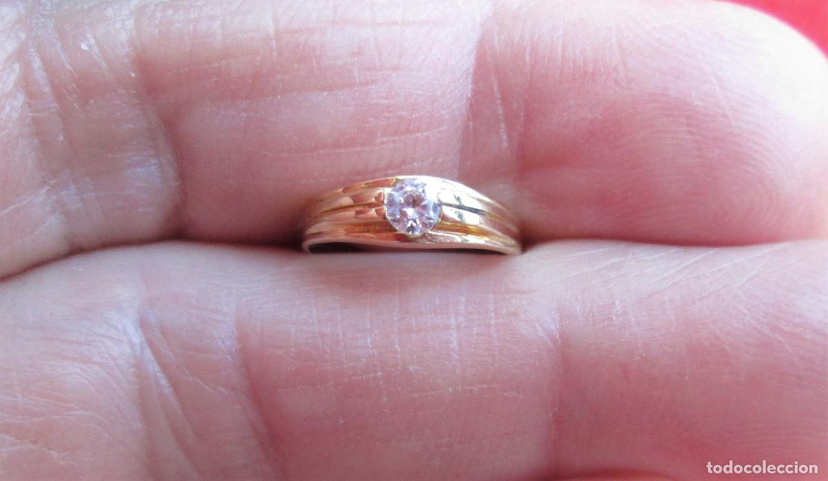 Jewelry: ANILLO DE ORO DE 18 KLTS. INFANTIL O PARA COLGAR DE CADENA - CON CIRCONITA - SIN ESTRENAR -