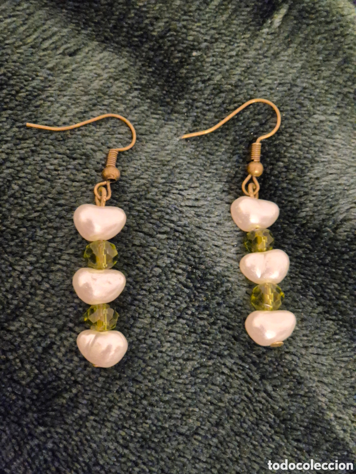 Joyeria: Pendientes artesanos perla barroca y cuentas verde