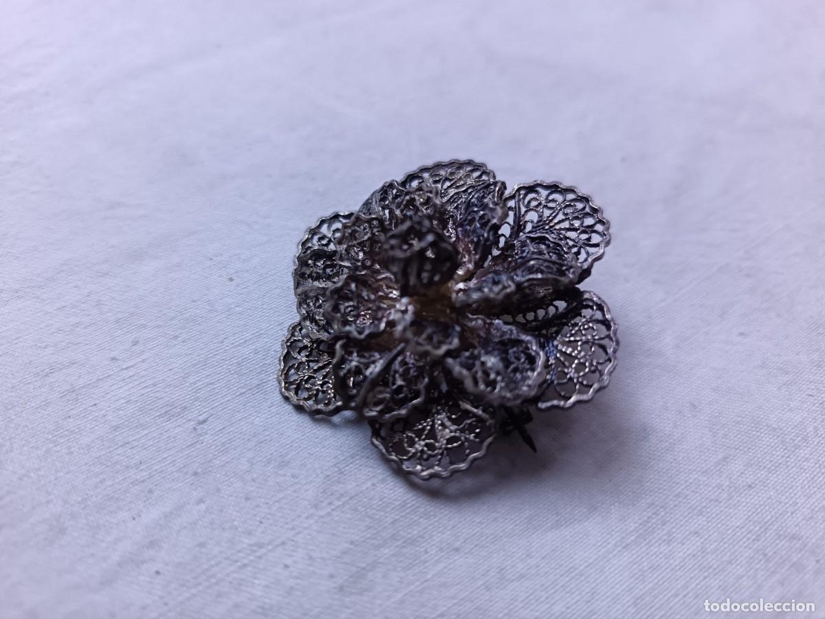 Gioielleria: Antiguo Broche de filigrana plateada
