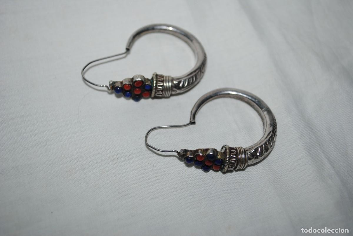 Joyeria: PENDIENTES DE PLATA EN FORMA DE ARGOLLAS CON PERLAS . - Foto 3