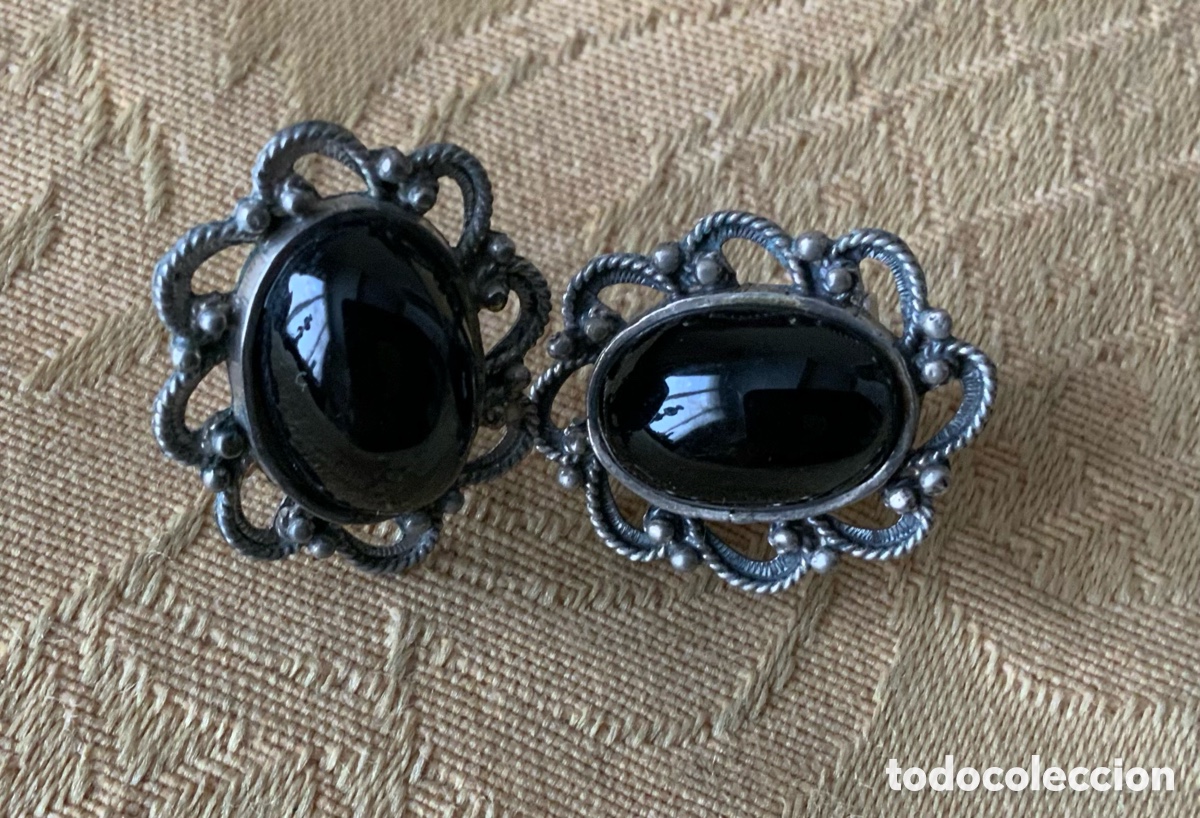 Joyeria: ANTIGUOS PENDIENTES DE PLATA Y AZABACHE CIERRE OMEGA