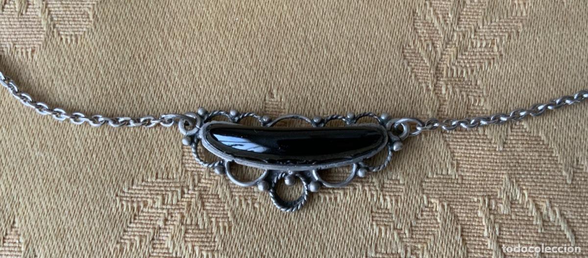 Joyeria: ANTIGUO COLGANTE CON CADENA, PLATA Y AZABACHE