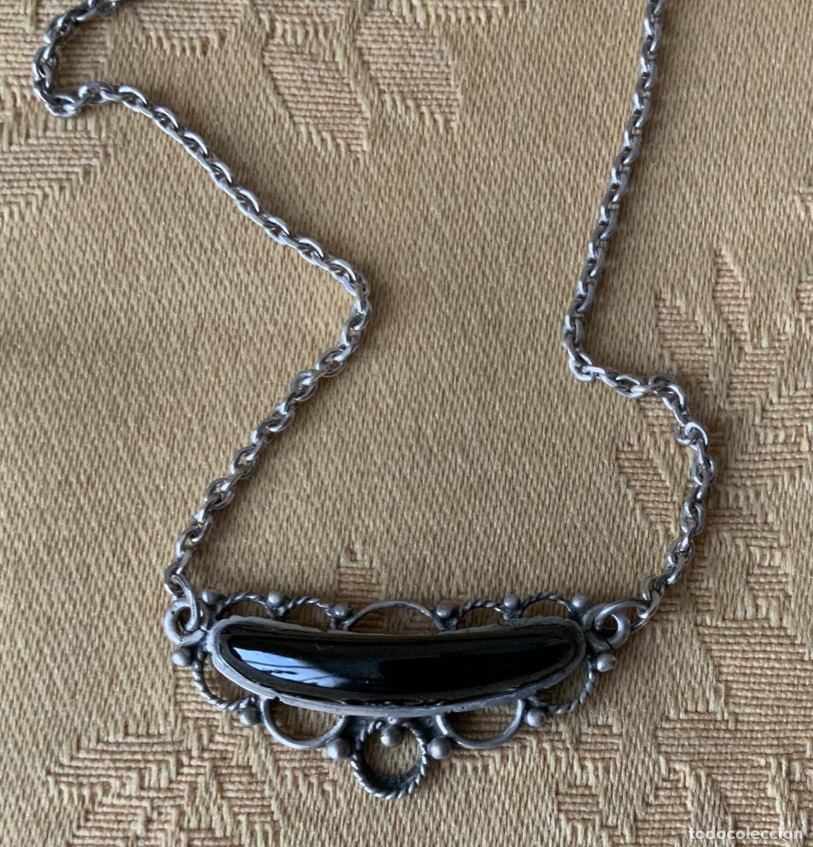 Joyeria: ANTIGUO COLGANTE CON CADENA, PLATA Y AZABACHE - Foto 2