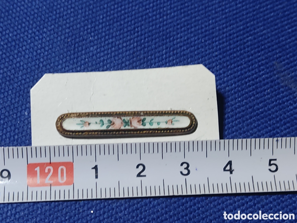 Joyeria: Antiguo broche de lat&oacute;n con rosas. - Foto 4