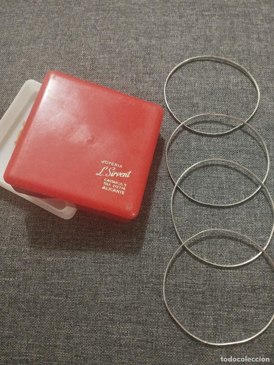 Joyeria: 4 pulseras de plata de semanario de los a&ntilde;os 60