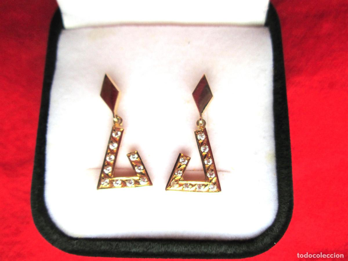 Joyeria: PENDIENTES DE ORO DE 18 KLTS. CON CIRCONITAS - CIERRE DE PRESION - SIN ESTRENAR