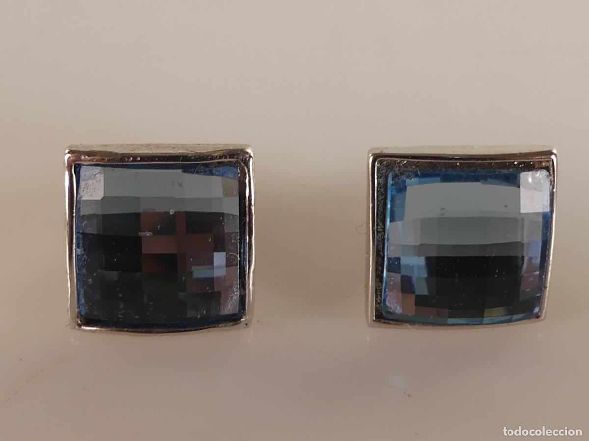 Joalharia: ELEGANTES PENDIENTES DE METAL PLATEADO Y PIEDRAS