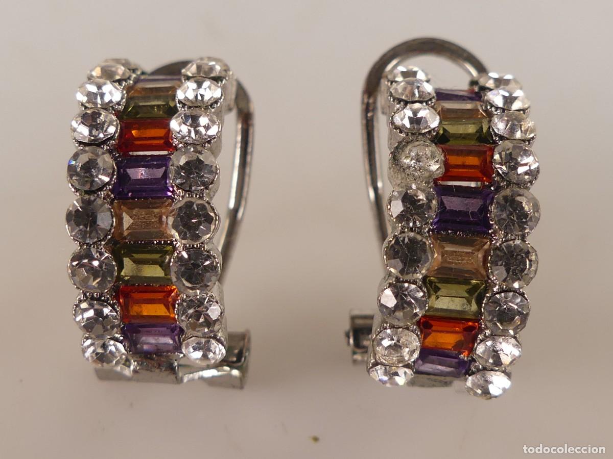 Gioielleria: ELEGANTES PENDIENTES DE METAL Y PIEDRAS