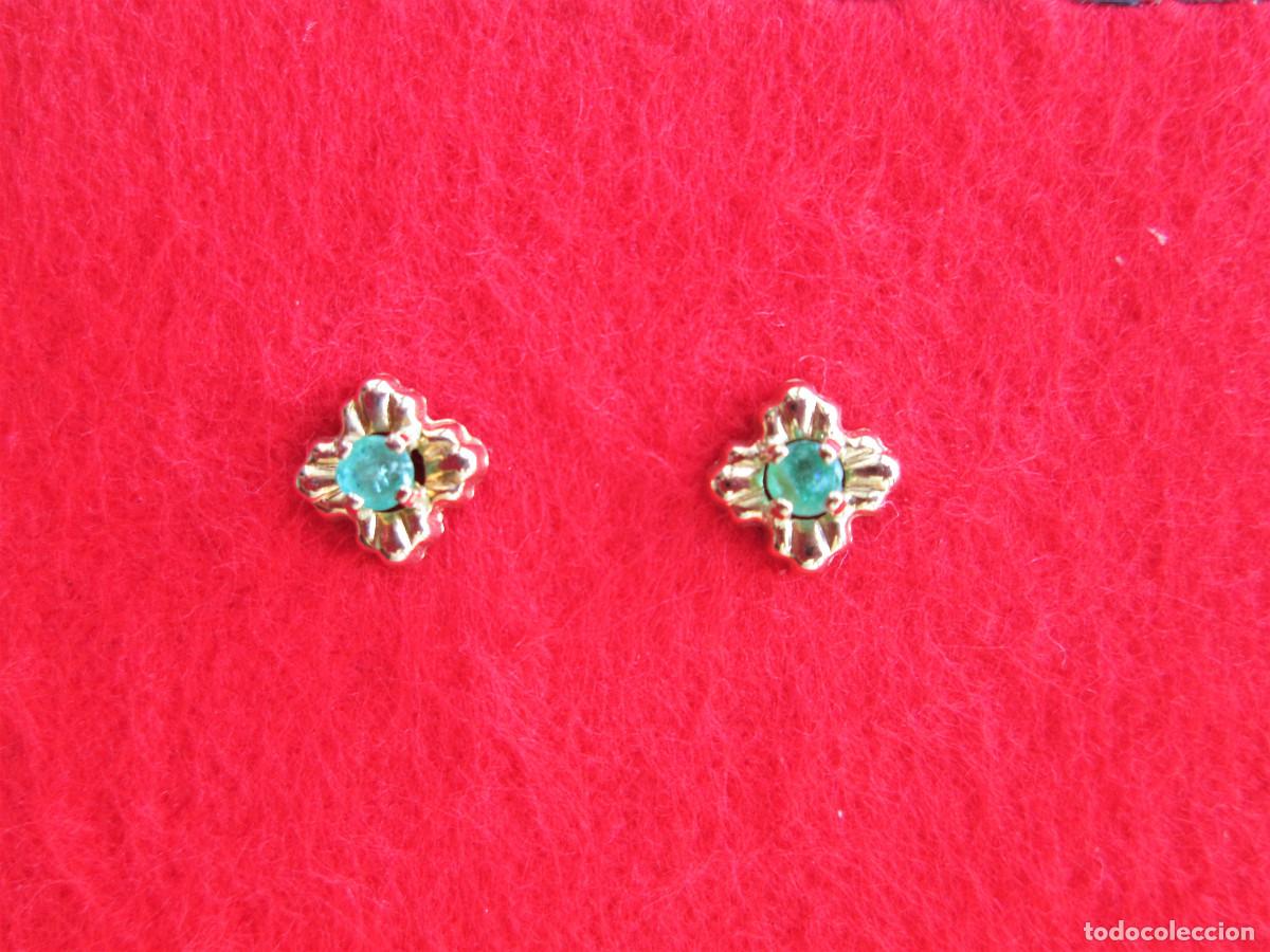 Joalharia: PENDIENTES DE ORO DE 18 KLTS. CON PIEDRA SEMIPRECIOSA VERDE ENGARZADA - SIN ESTRENAR