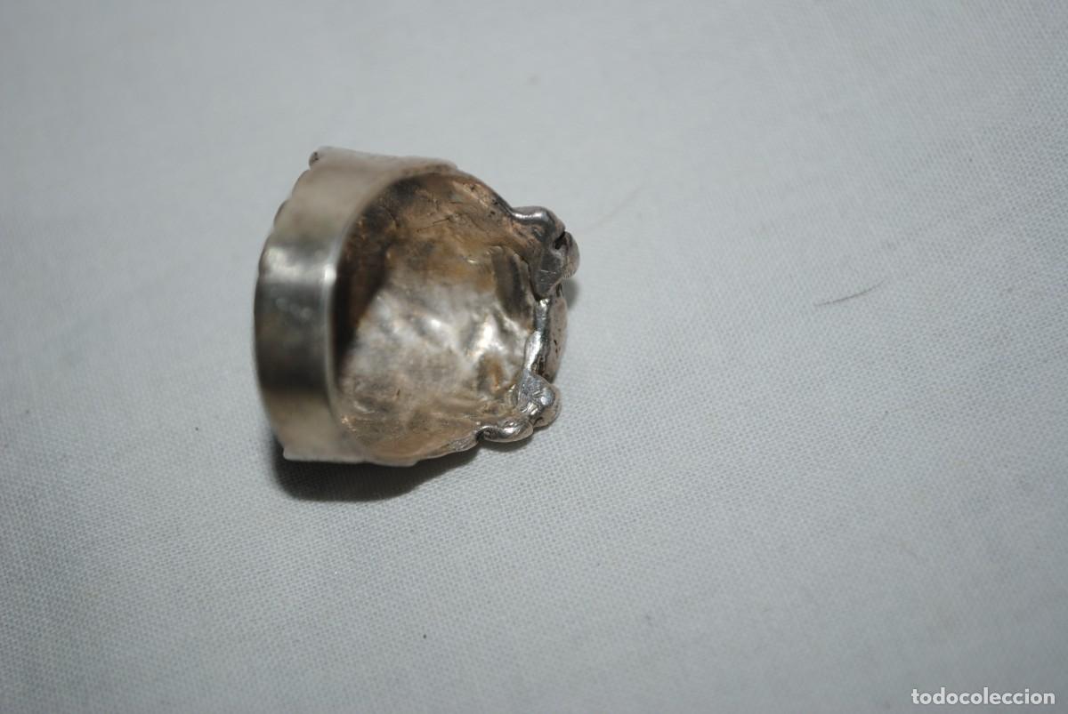 Joyeria: ANILLO DE PLATA EN FORMA DE CABEZA DE JEFE INDIO . - Foto 3