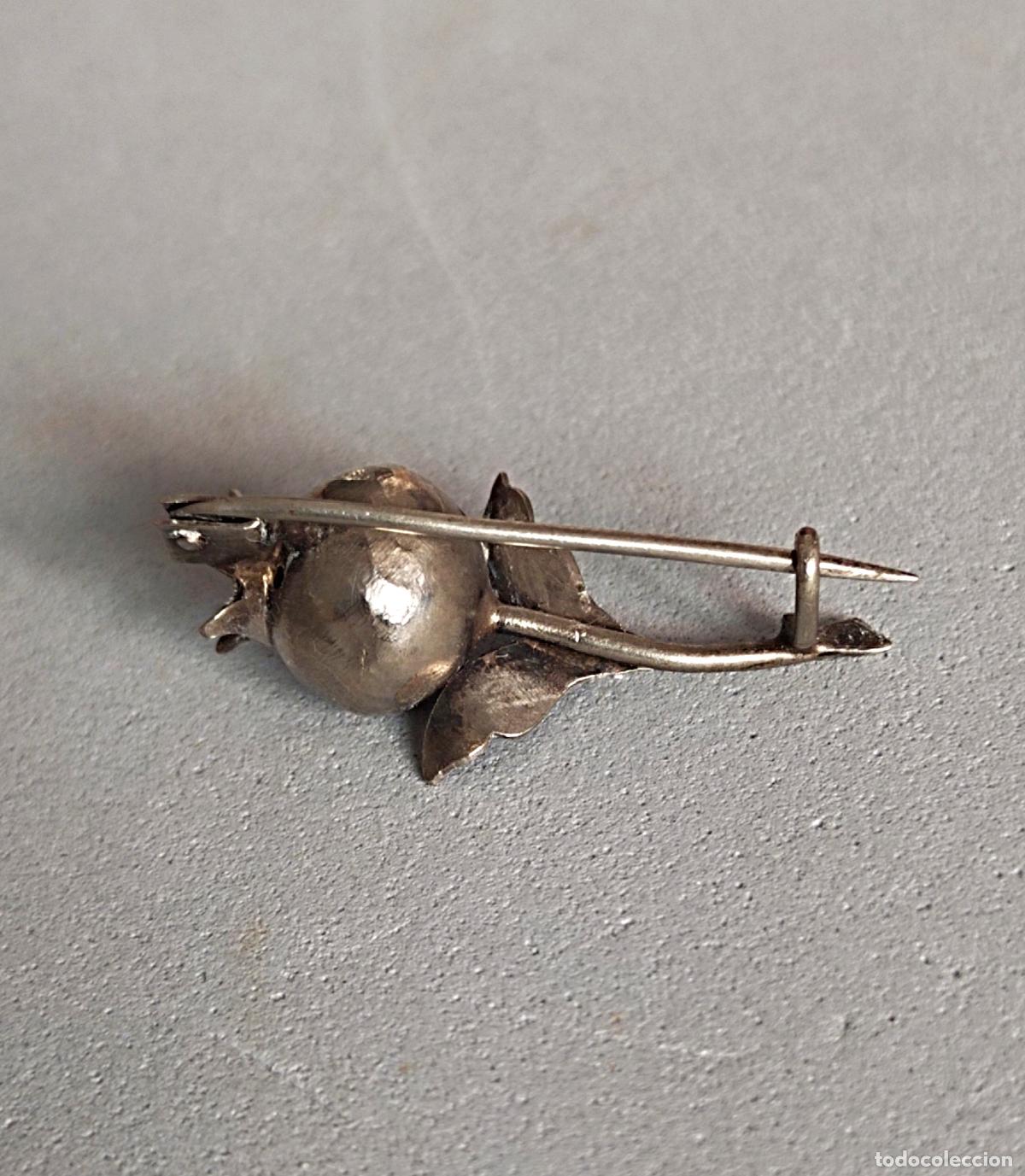 Joyeria: Broche de plata, con forma de granada. - Foto 4