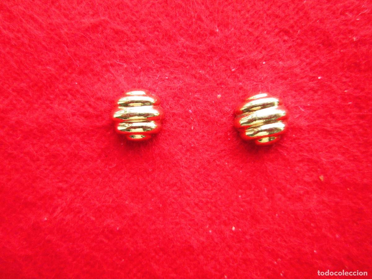 Joyeria: PENDIENTES DE ORO DE 18 KLTS. - CIERRE DE ROSCA - SIN ESTRENAR