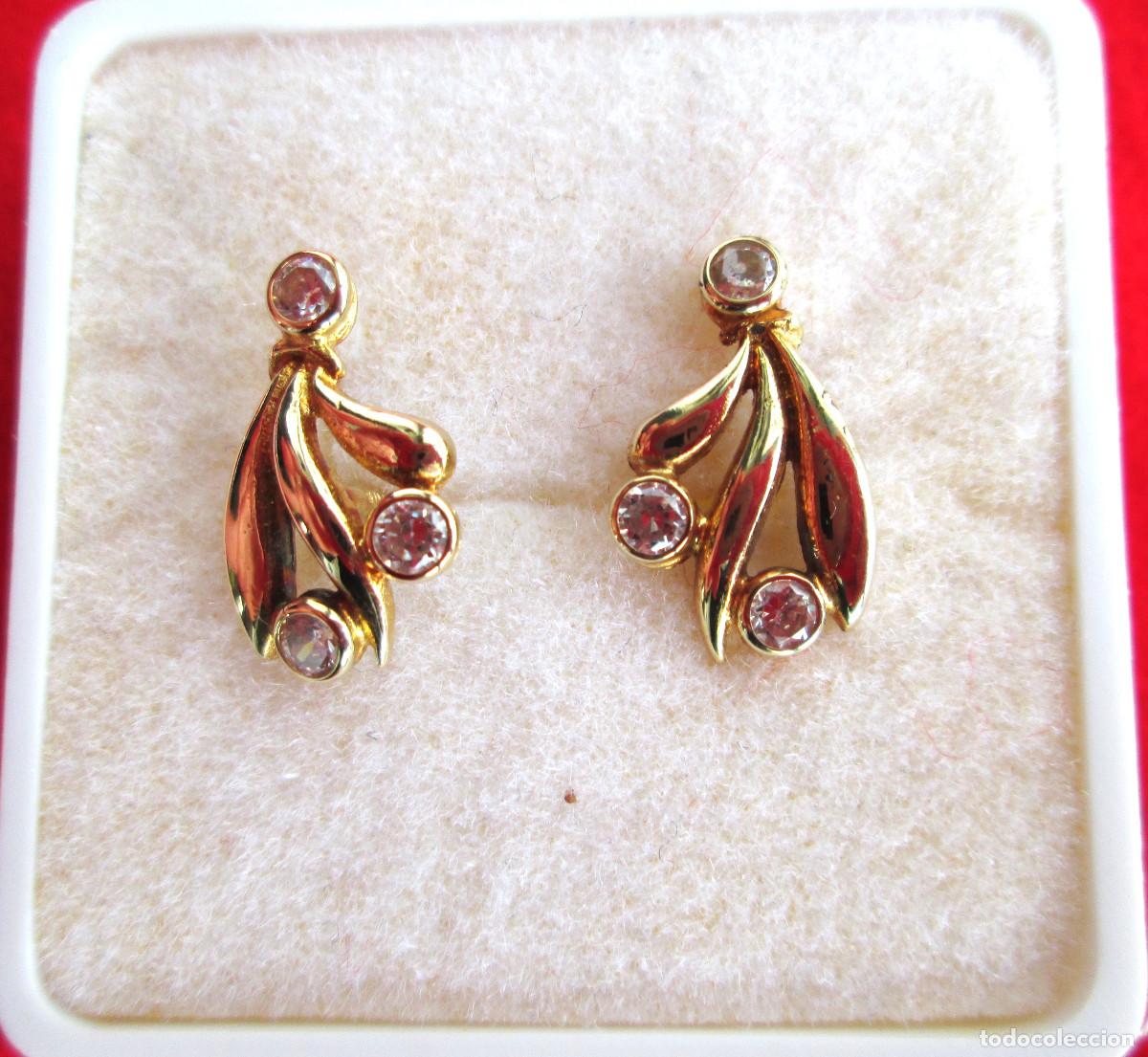 Joaillerie: PENDIENTES DE ORO DE 18 KLTS. CON CIRCONITAS INCRUSTADAS - CIERRE PRESION - SIN ESTRENAR