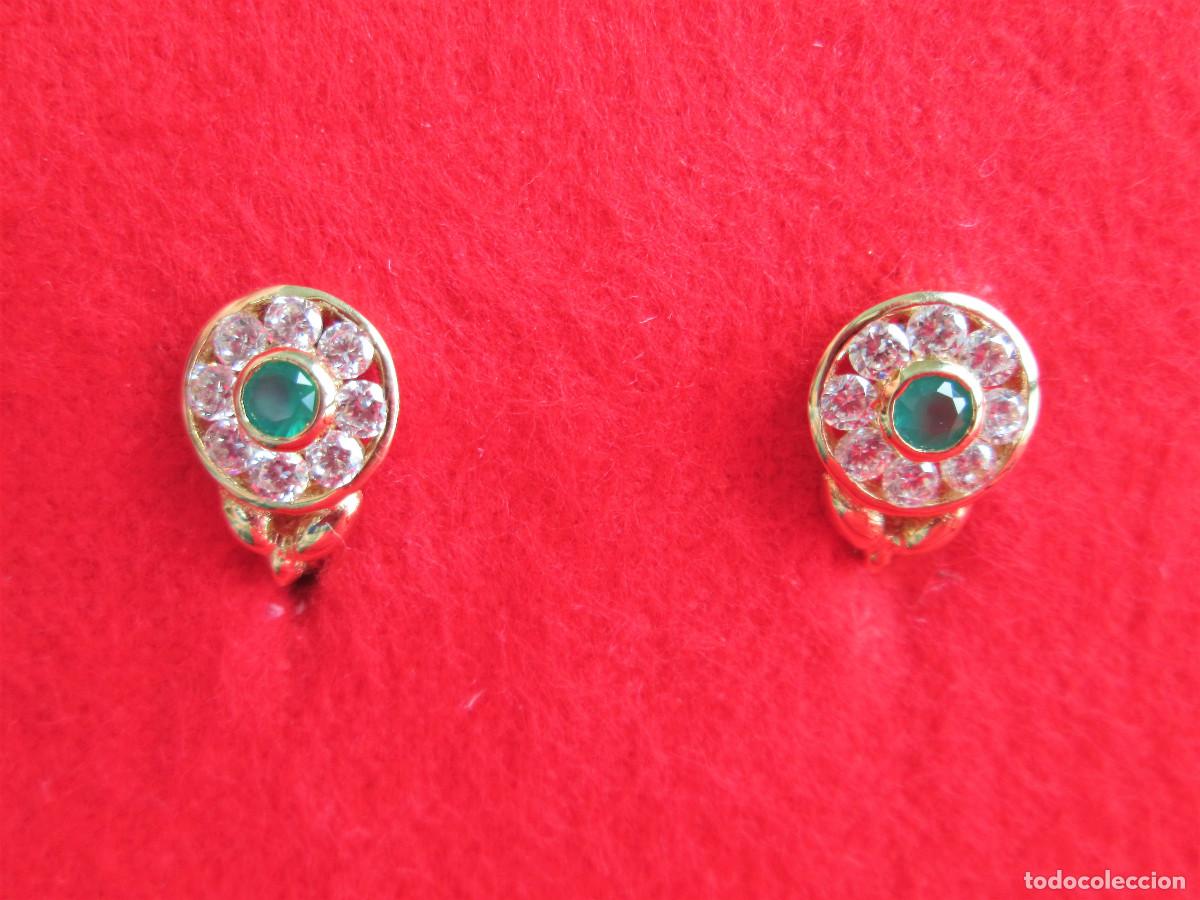 Schmuck: PENDIENTES DE ORO DE 18 KLTS. CON CIRCONITAS Y PIEDRA SEMIPRECIOSA VERDE - SIN ESTRENAR
