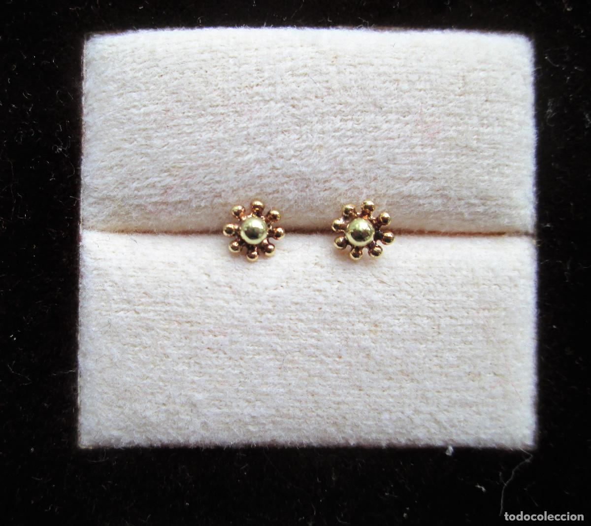 Joaillerie: PENDIENTES DE ORO DE 18 KLTS. - SOL DE BOLITAS - CIERRE DE ROSCA - SIN ESTRENAR