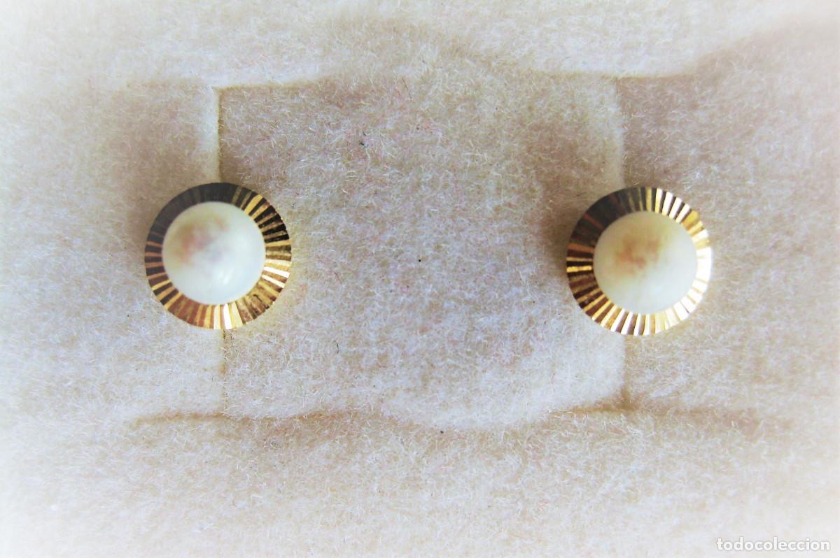 Joyeria: PENDIENTES DE ORO DE 18 KLTS. CON PERLAS - CIERRE DE ROSCA - SIN ESTRENAR
