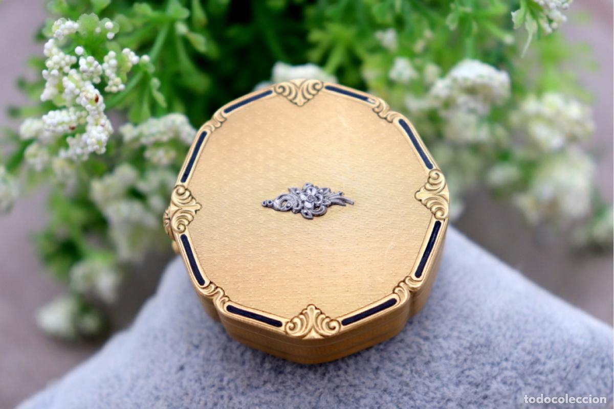 Gioielleria: 32 gramos - Beauty box, en oro de 19,2K.