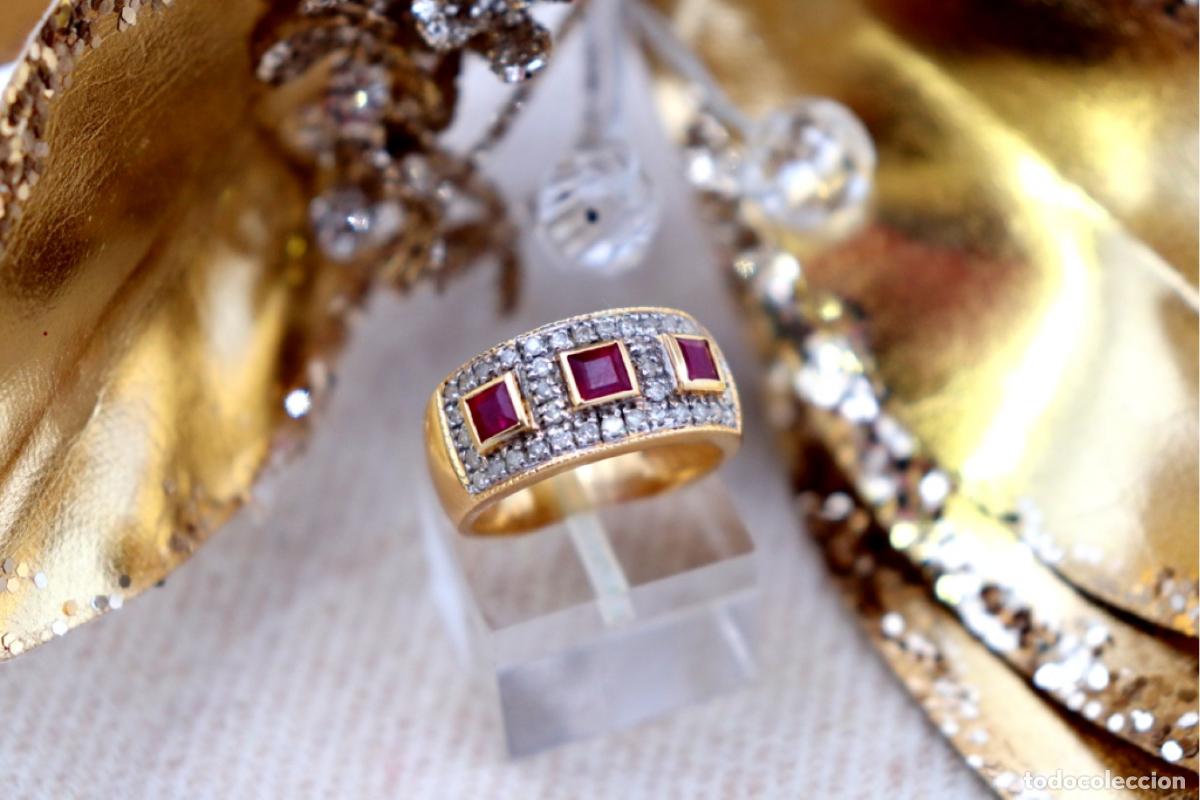 Joalharia: Anillo de oro de 19,2 quilates con diamantes y rub&iacute;es