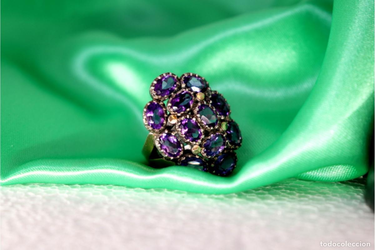 Joyeria: Anillo de oro y plata de 19,2K con amatistas. - Foto 3