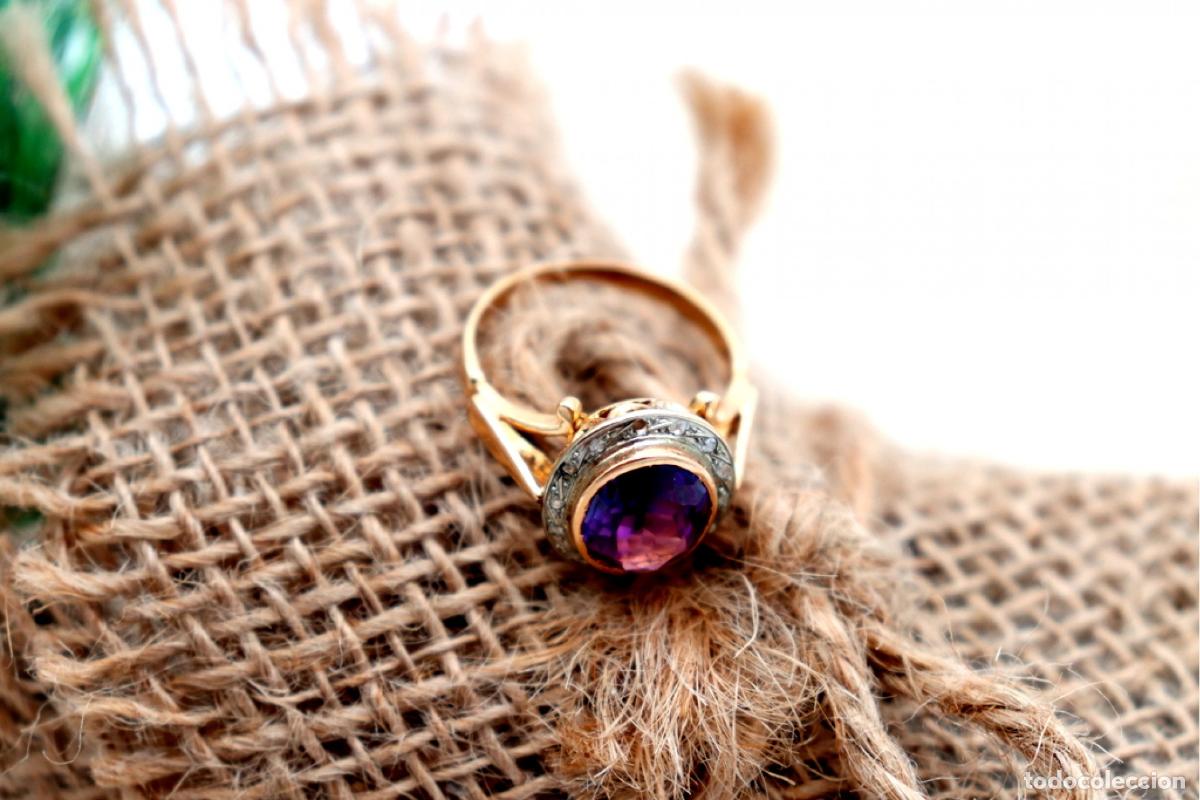 Joalharia: Anillo de oro de 19,2 quilates con diamantes y rub&iacute;
