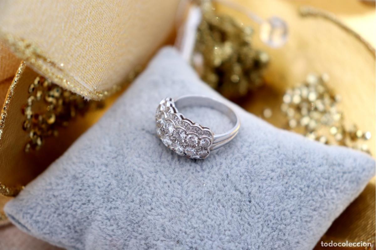Joyeria: Anillo de oro blanco de 18 quilates con diamantes. - Foto 3