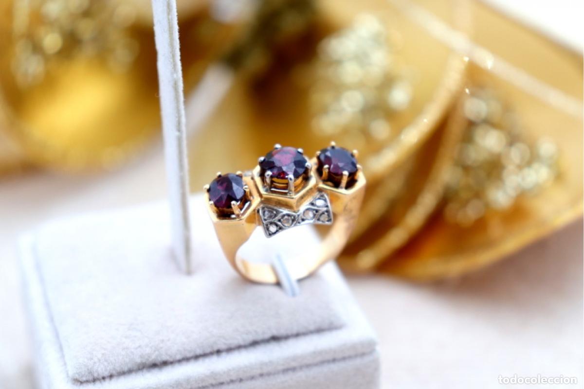 Joyeria: Anillo de oro de 19,2 quilates con diamantes y granates - Foto 2