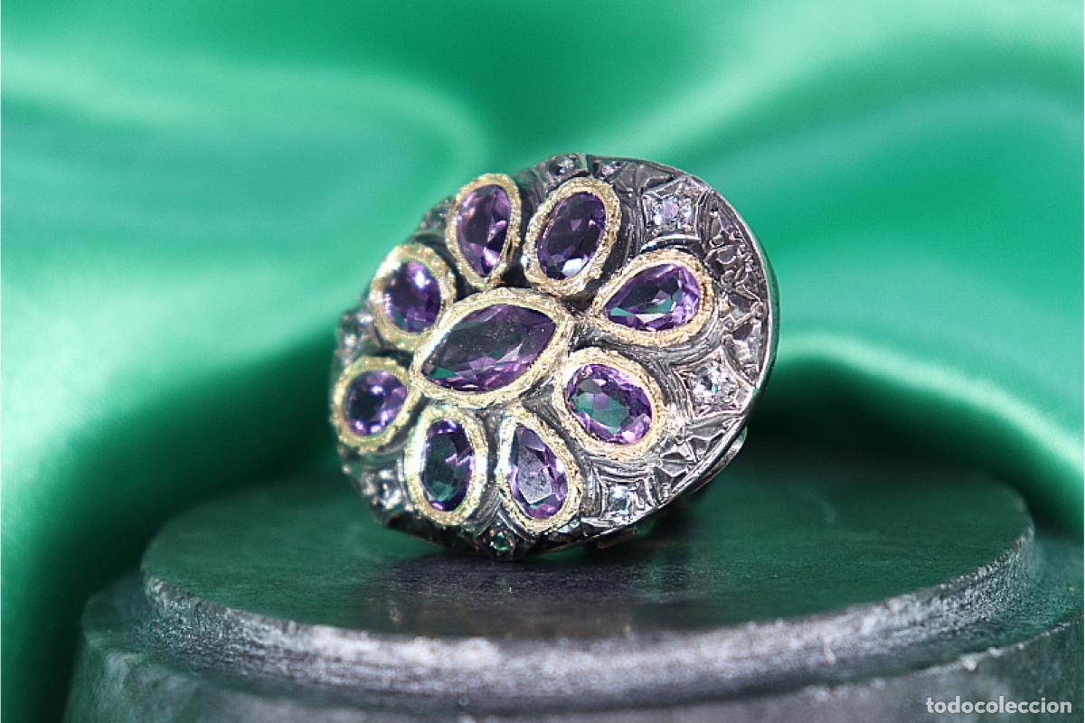 Schmuck: Anillo de oro y plata de 19,2K con amatistas.