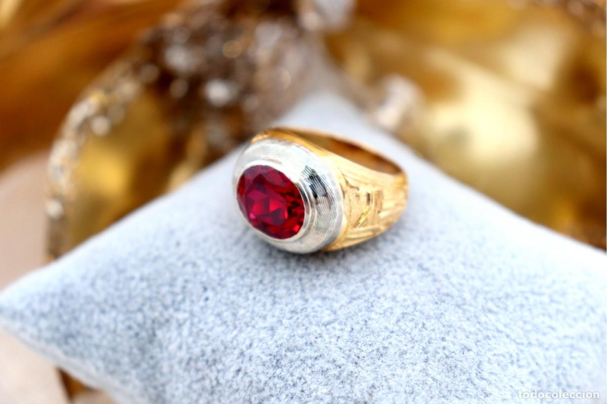 Joyeria: Anillo de oro bicolor de 19,2K con rub&iacute;. - Foto 3