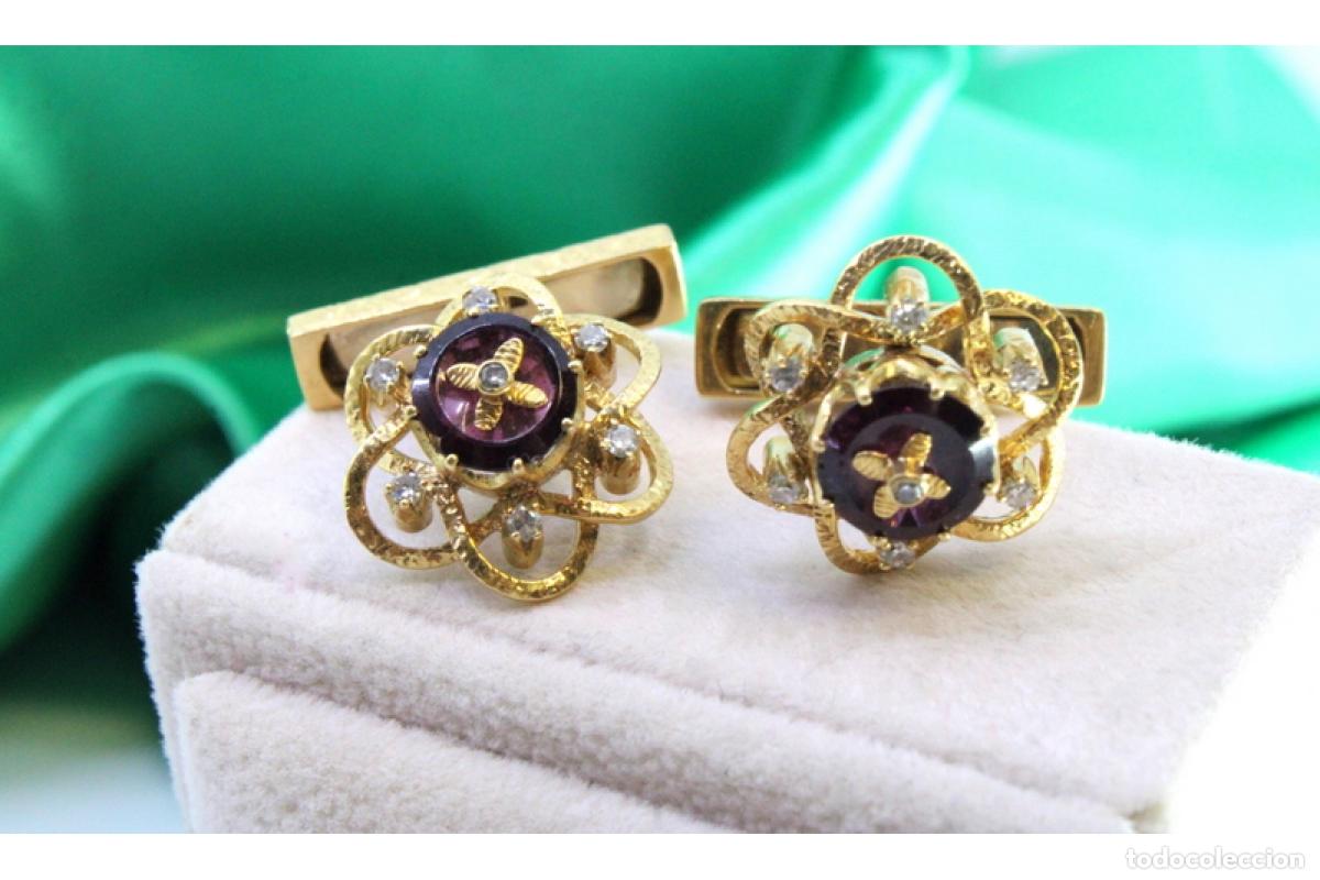 Joyeria: Gemelos de oro de 19,2K con diamantes y &oacute;nix.