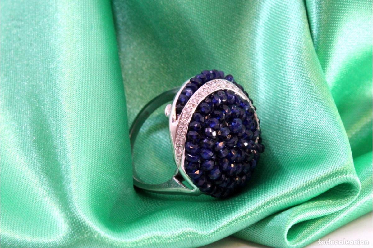 Joaillerie: Anillo de oro blanco de 18 quilates con diamantes y zafiros australianos.