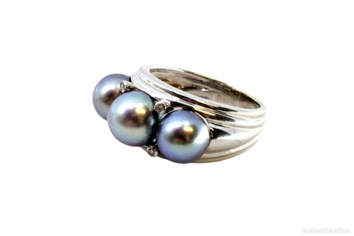 Joyeria: Anillo de oro blanco de 19,2K con diamantes y perlas de Taithian.