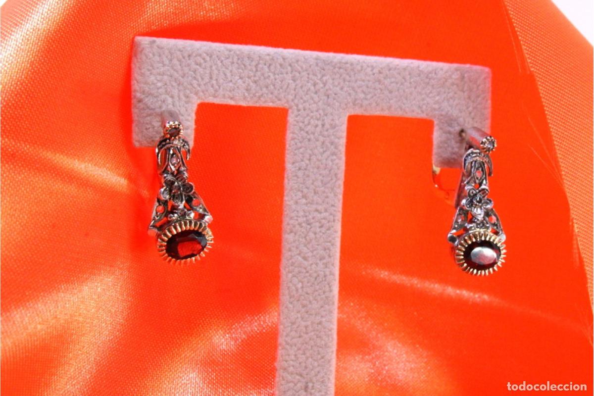 Joyeria: Pendientes en oro y plata de 19,2K con diamantes y granates. - Foto 4
