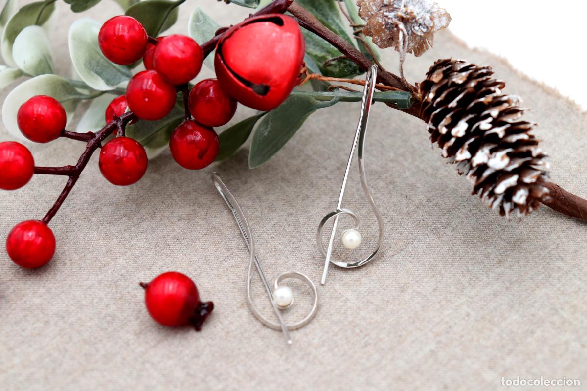 Joyeria: Pendientes en oro blanco de 19,2K con perlas.
