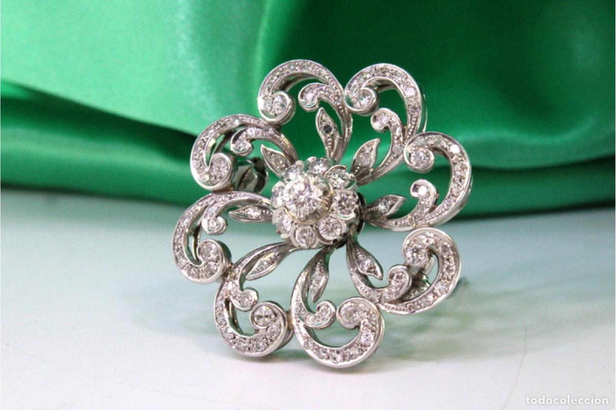 Gioielleria: Broche de oro de 18 quilates con diamantes - Flor