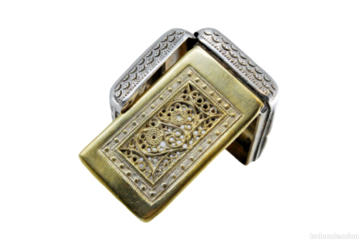 Joaillerie: Caja de vinagreta de oro y plata, del reinado de Jorge III.