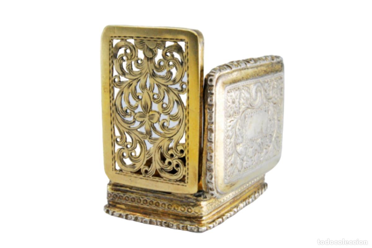 Schmuck: Caja de vinagreta de oro y plata, del reinado de Jorge III.