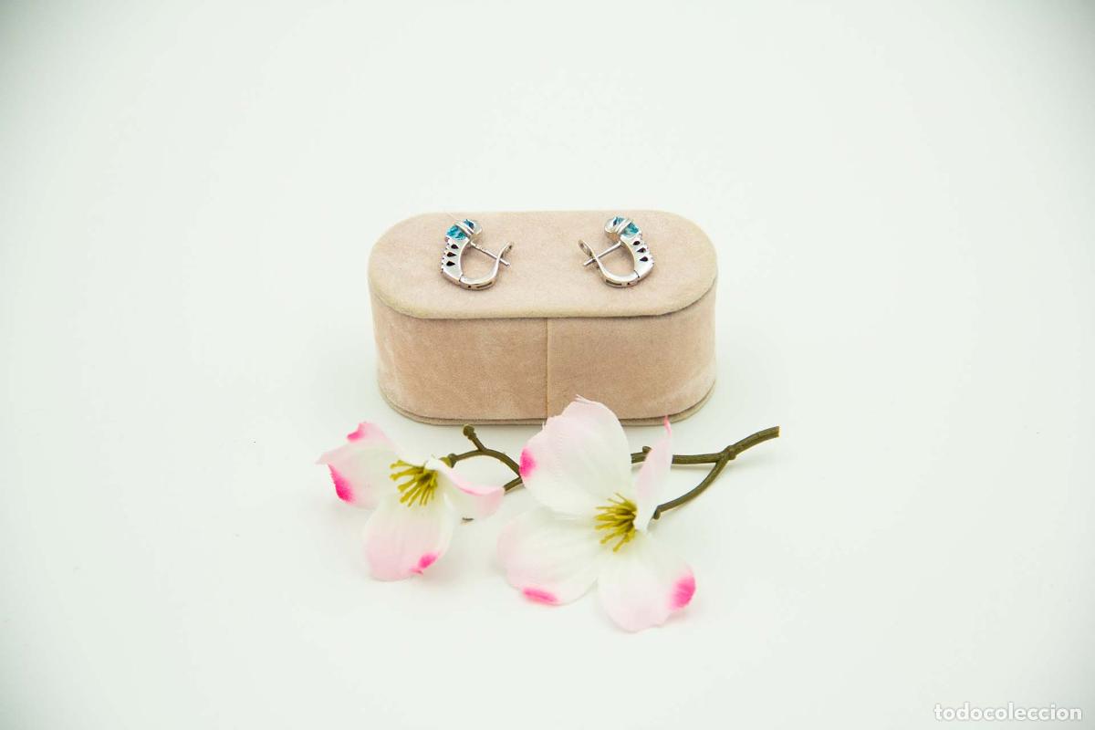Joyeria: Pendientes en oro blanco de 19,2K con diamantes y aguamarinas.