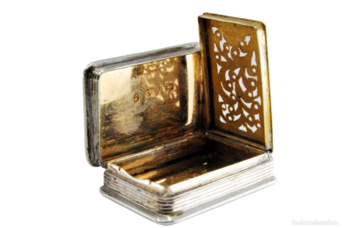 Schmuck: Caja vinagreta de oro y plata, de la &eacute;poca de Guillermo IV.