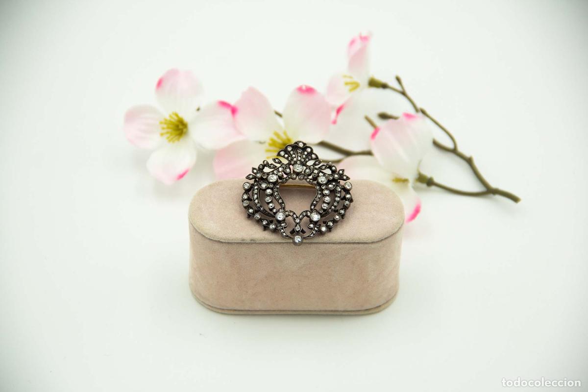 Joyeria: Broche de oro de 18 quilates con diamantes - Art D&eacute;co