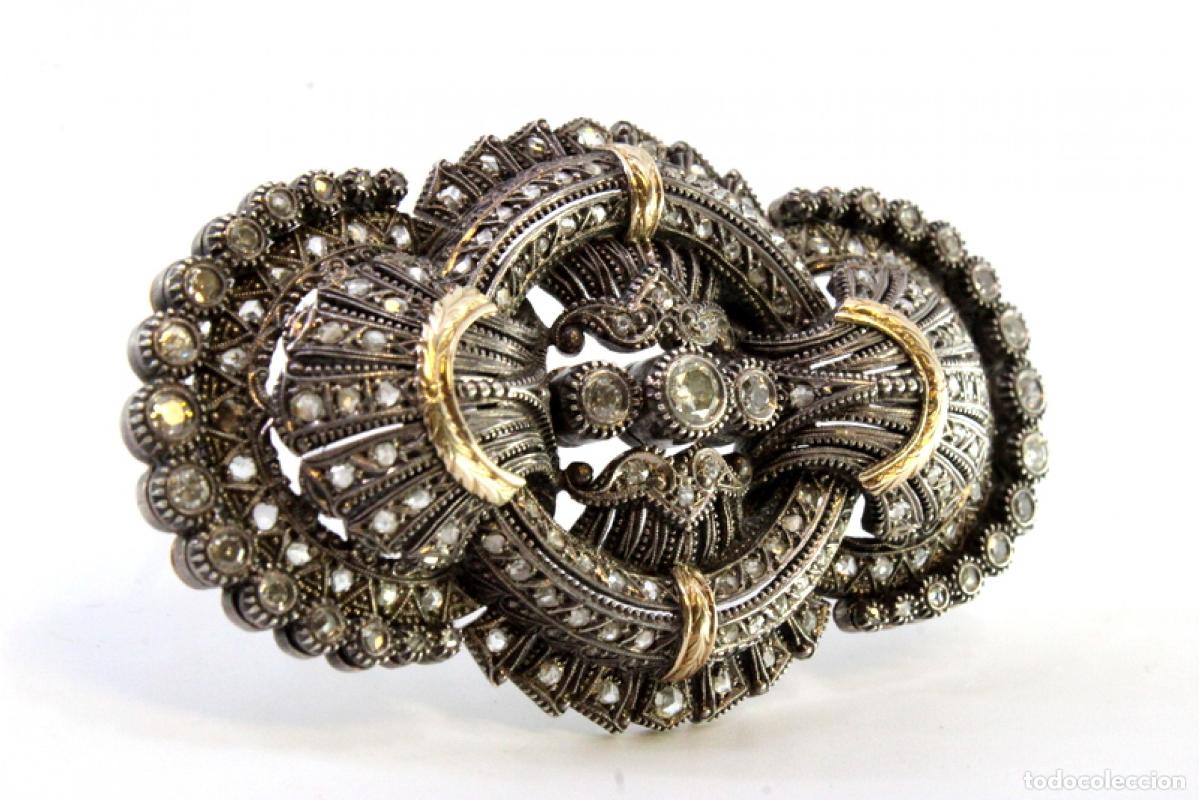 Joyeria: Broche de oro y plata de 18 quilates con diamantes. - Foto 3