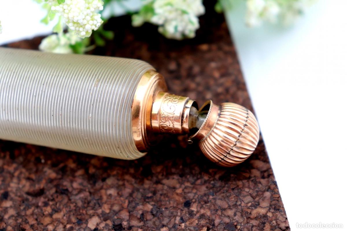 Joyeria: Frasco de perfume, fabricado en cristal y oro de 15K. - Foto 4