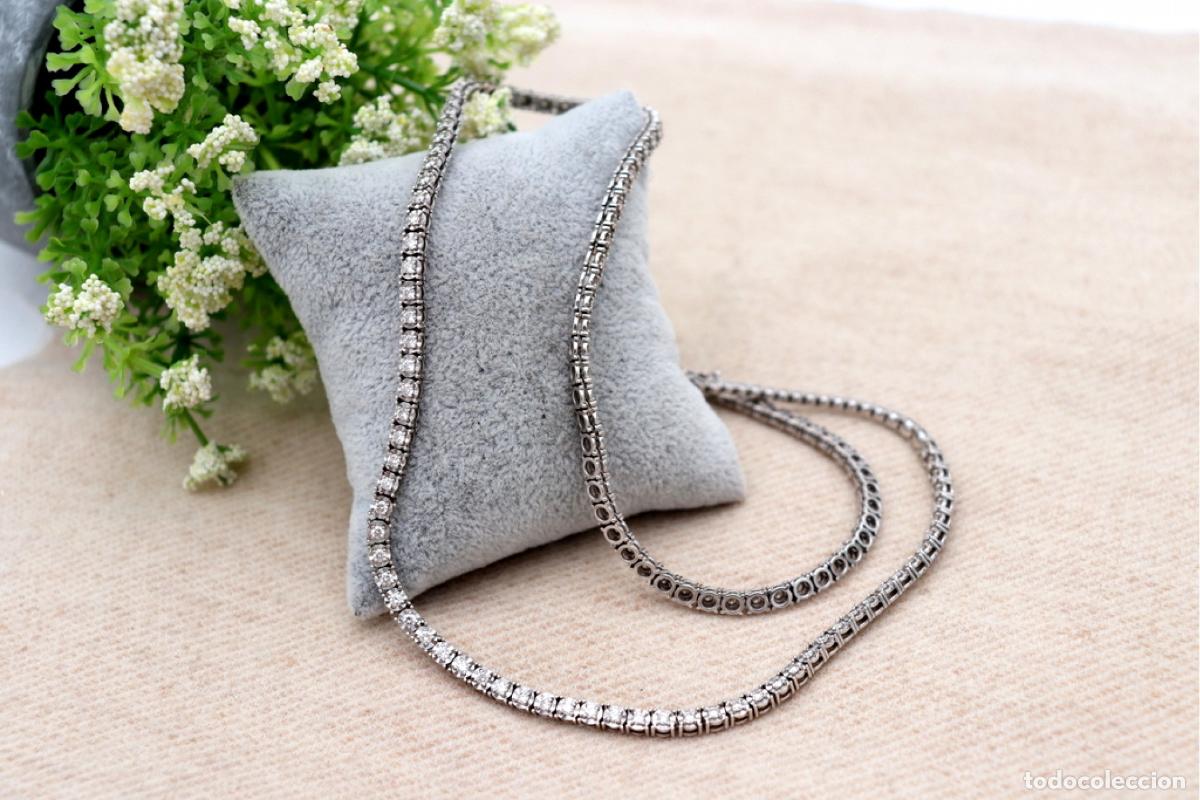 Joalharia: Gargantilla de oro blanco de 18 quilates con diamantes.