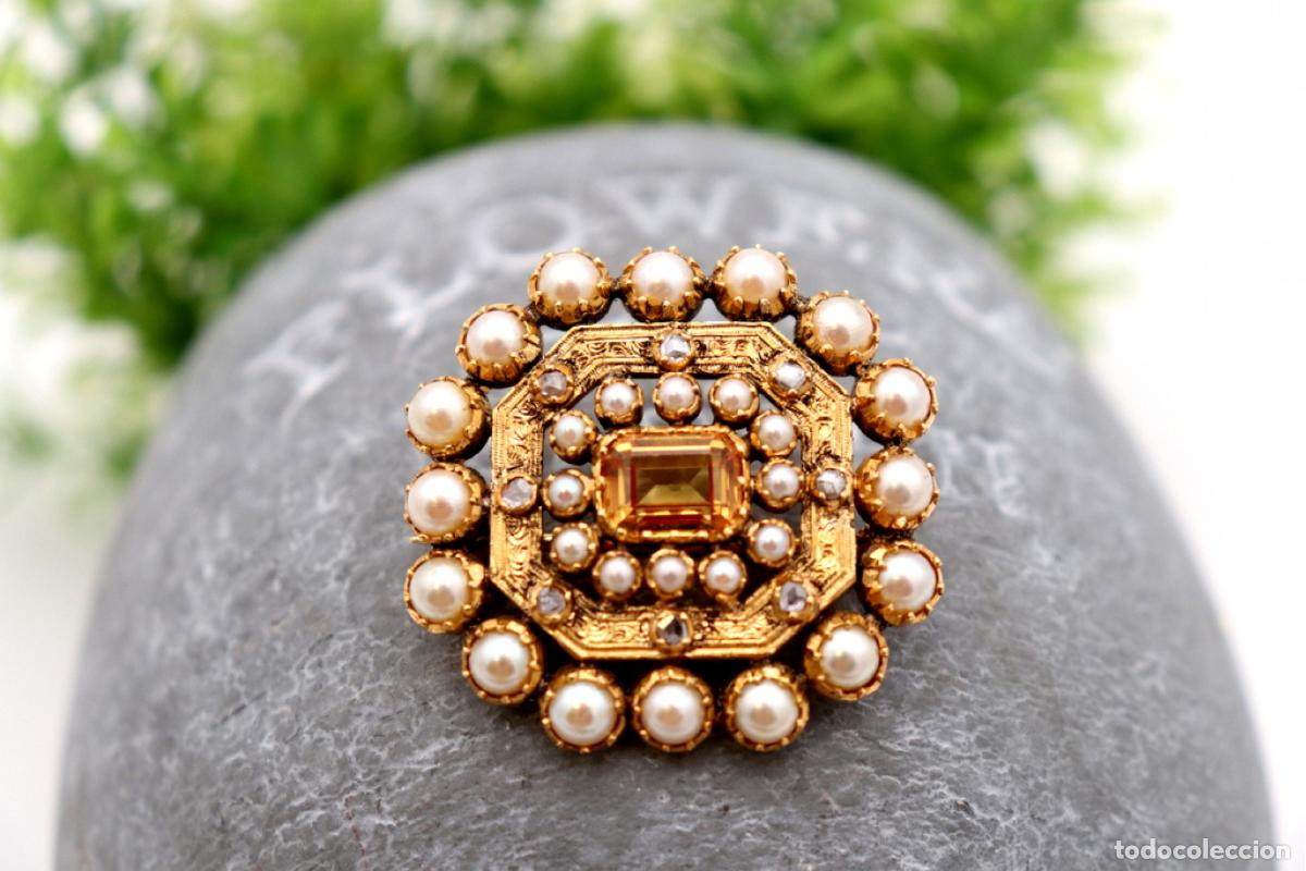 Gioielleria: Broche de oro de 19,2 quilates con diamantes y topacios